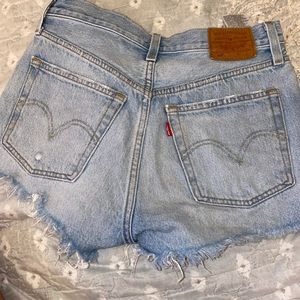 Hi Rise Levi 501s denim shorts
